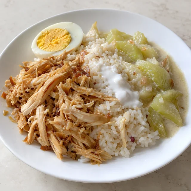 Contoh visual AI Nasi liwet Solo ayam telur; tampilan bukan ukuran saji baku